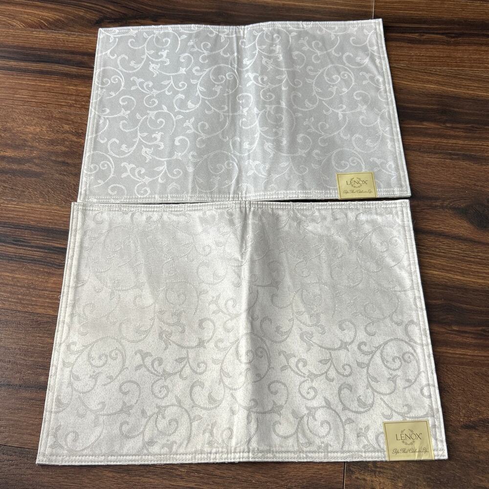 Lenox Placemat Set of 2 Opal Innocence NEW Ivory Bridal Wedding Formal Hosting